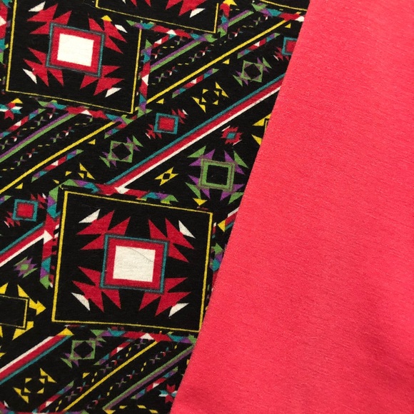 Geometric Randy Tee - Picture 3 of 4